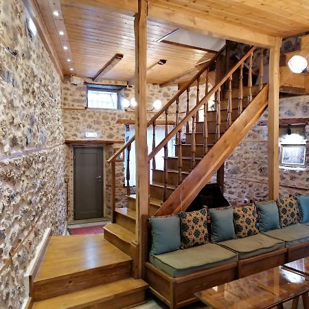 Riverbed Traditional Guest House Литохоро Экстерьер фото