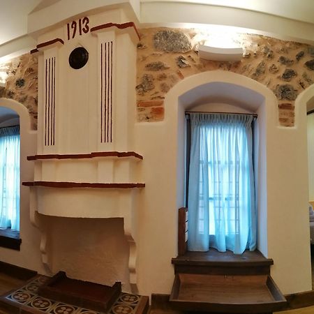 Riverbed Traditional Guest House Литохоро Номер фото