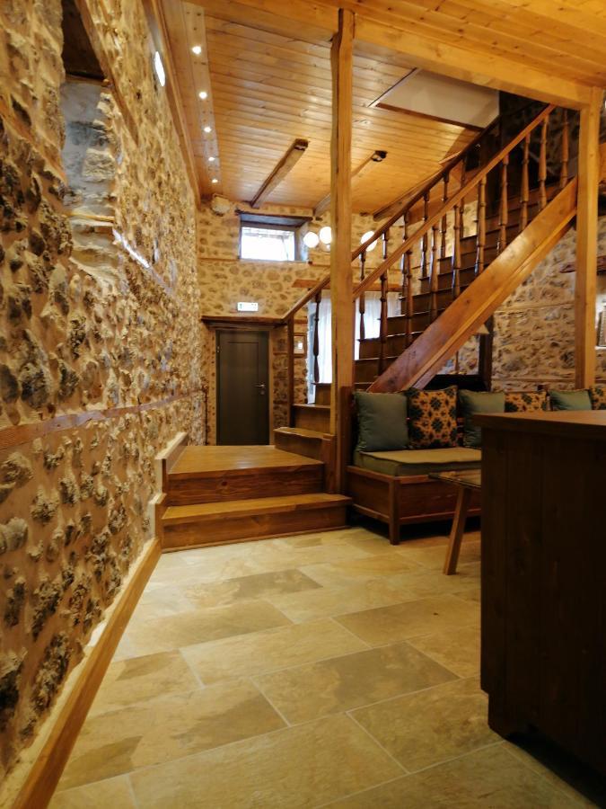 Riverbed Traditional Guest House Литохоро Экстерьер фото
