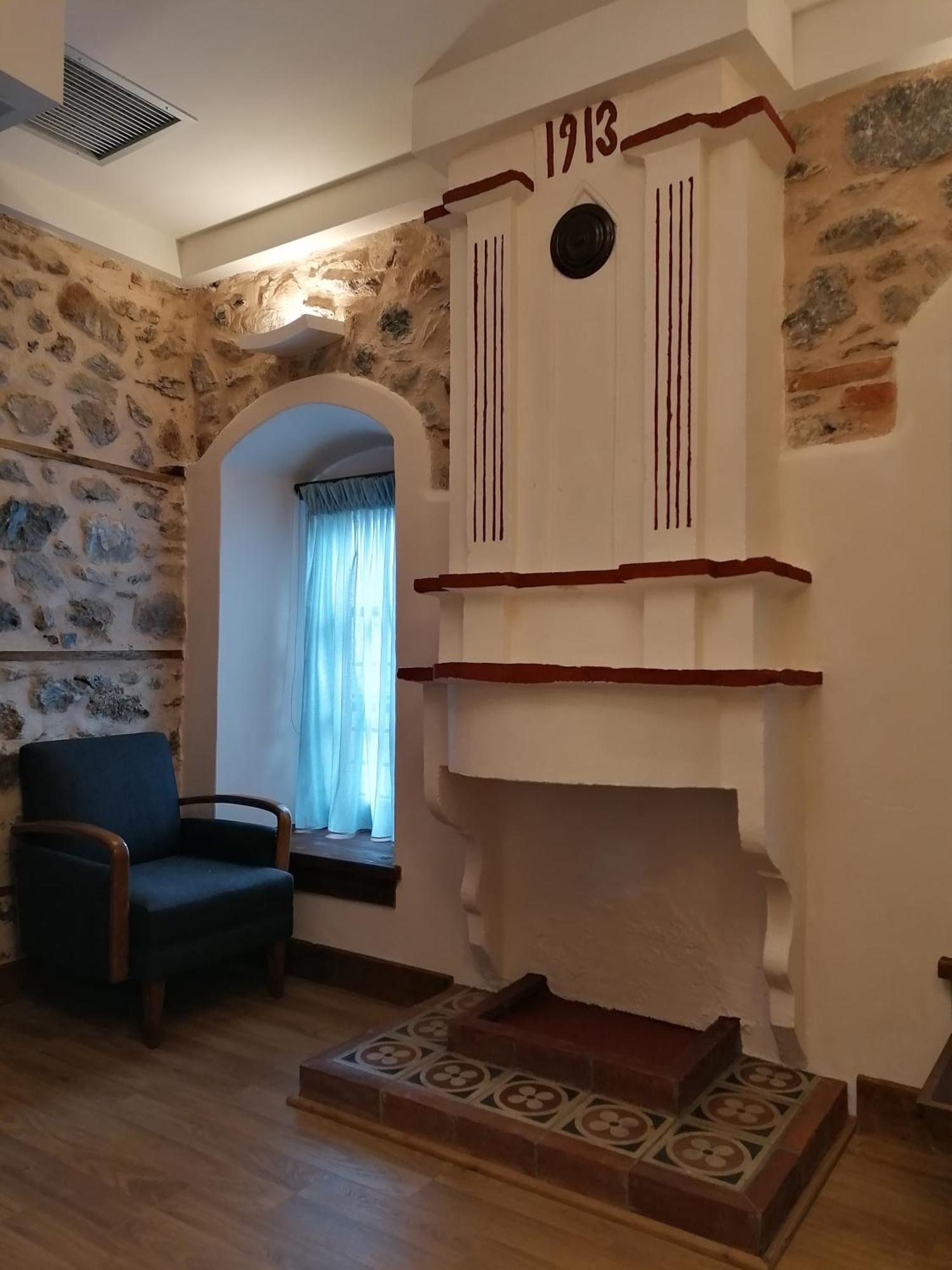 Riverbed Traditional Guest House Литохоро Номер фото